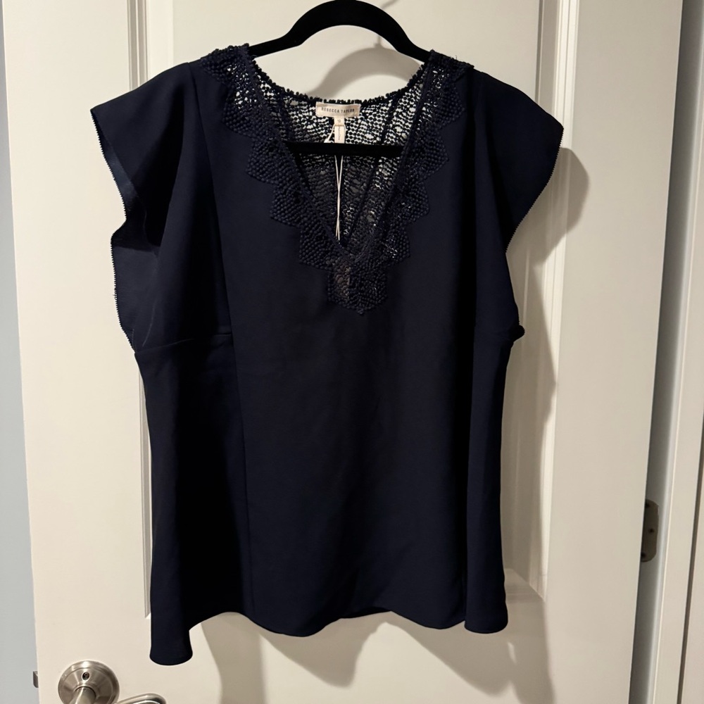 NWT Rebecca Taylor Crepe Lace V-Neck Top Navy Blue